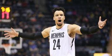 球员吃瓜群众,揭秘球场风云背后的故事